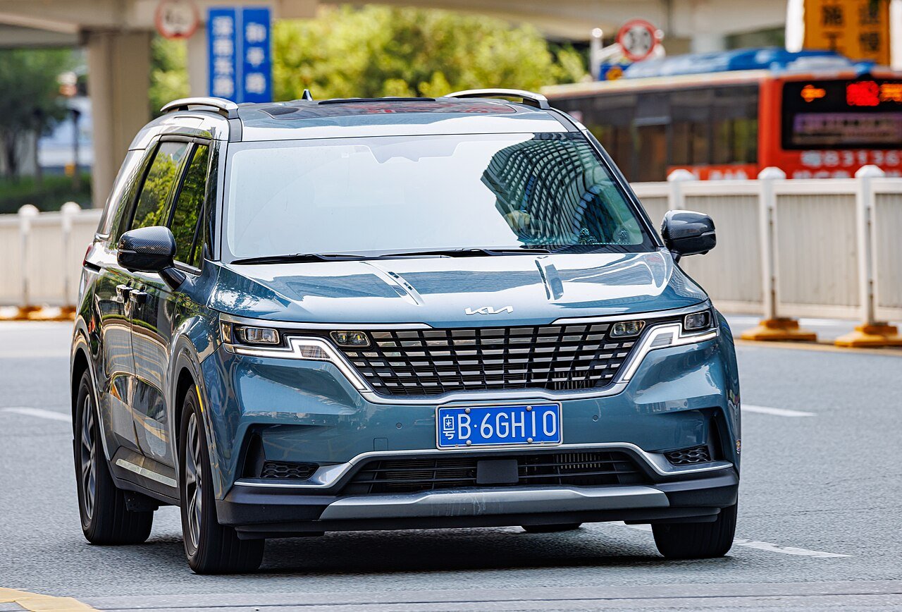 Kia Carnival